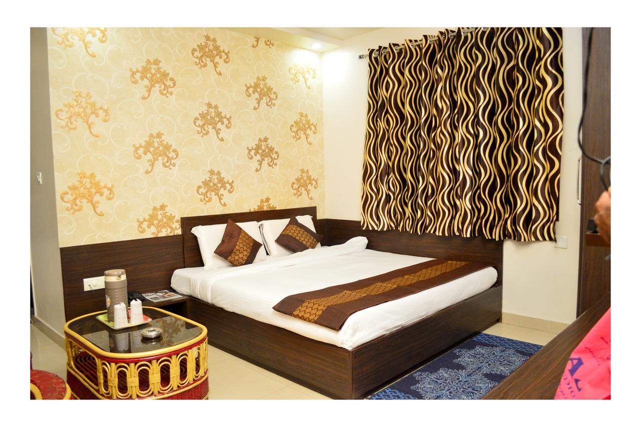 Hotel Abhinandan Inn Jaipur Eksteriør billede