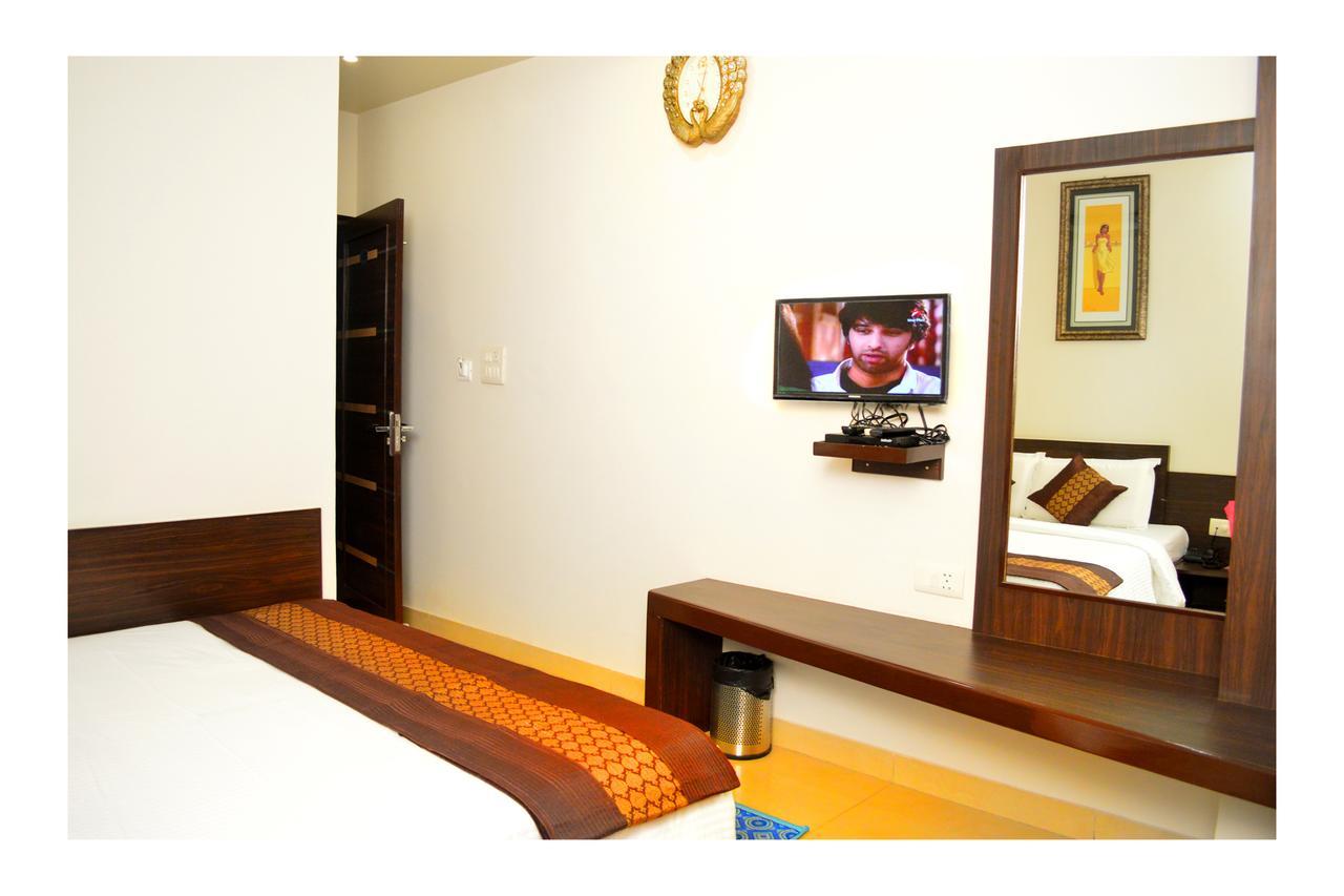 Hotel Abhinandan Inn Jaipur Eksteriør billede